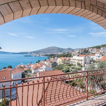 Apartman Josipa Трогир Экстерьер фото