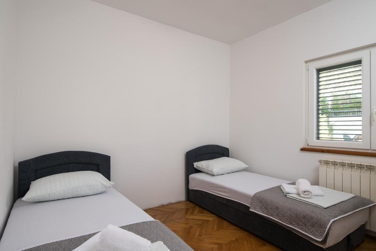 Apartman Josipa Трогир Экстерьер фото
